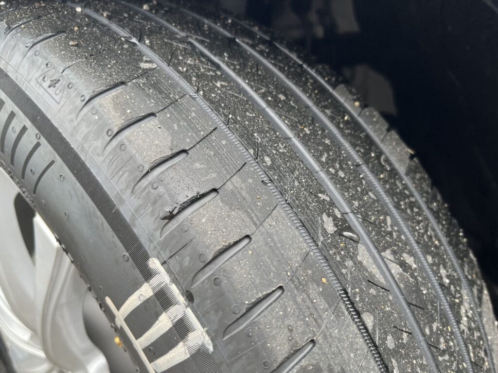 タイヤの溝